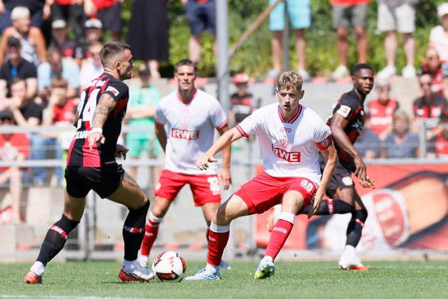 Fußball Testspiel Bayer 04 Leverkusen - Rot-Weiss Essen am 01.08.2026 im Ulrich-Haberland-Stadion in Ulrich-Haberland-Stadion Gianluca Swajkowski ( Rot-Weiss Essen ) *** Soccer Friendly Match: Bayer 04 Leverkusen vs. Rot-Weiss Essen on August 1, 2026, at Ulrich Haberland Stadium in Ulrich Haberland Stadium; Gianluca Swajkowski, Rot-Weiss Essen