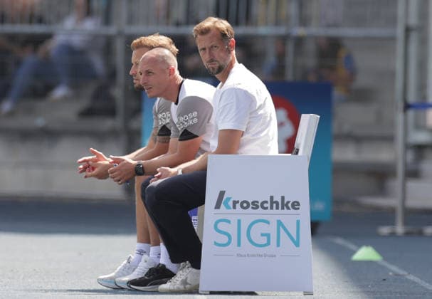 Cheftrainer Lars Kornetka (Eintracht Braunschweig), Fussball, Herren, Saison 2026 2027 2.BL, Eintracht Stadion, Eintracht Braunschweig gegen RAAL La Louviere, Saisonvorbereitung, Testspiel, 0-0 DFL REGULATIONS PROHIBIT ANY USE OF PHOTOGRAPHS AS IMAGE SEQUENCES AND OR QUASI-VIDEO. *** Head Coach Lars Kornetka, Eintracht Braunschweig, Soccer, Men s, 2026–2027 Season, 2. Bundesliga, Eintracht Stadium, Eintracht Braunschweig vs. RAAL La Louvière, preseason, friendly match, 0–0. DFL regulations prohibit any use of photographs as image sequences and or quasi-video.