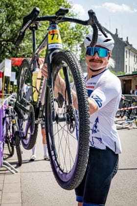 Finnish Formula 1 driver Valtteri Bottas at a World Cycling Series race in the gravel discipline, Hlinsko, Chrudim district, Pardubice Region, August 1st, 2026. (CTKxPhoto DavidxTanecek) CTKPhotoP2026080103171  CTKPhotoP2026080103171