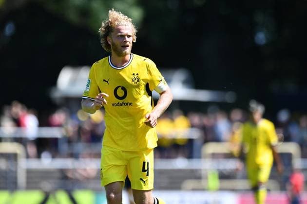 VfL Bochum U21, U 21 - Borussia Dortmund U23 ** NUR FÜR REDAKTIONELLE ZWECKE ** EDITORIAL USE ONLY **<p>Fußball Regionalliga West 1. SPIELTAG: VfL Bochum U21 - Borussia Dortmund U23 am 01.08.2026 in der Mondpalast-Arena in Herne Jesper Verlaat ( Borussia Dortmund U23 ) Deutschland Nordrhein Westfalen Herne Copyright: ThorstenxTillmann *** VfL Bochum U21 vs. Borussia Dortmund U23 ** FOR EDITORIAL PURPOSES ONLY ** EDITORIAL USE ONLY ** p Soccer Regionalliga West 1 Matchday VfL Bochum U21 vs. Borussia Dortmund U23 on August 1, 2026, at the Mondpalast Arena in Herne Jesper Verlaat Borussia Dortmund U23 Germany North Rhine-Westphalia Herne Copyright ThorstenxTillmann Copyright: ThorstenxTillmann doc86yy5k3kevs1hnjt1bkm ,EDITORIAL USE ONLY