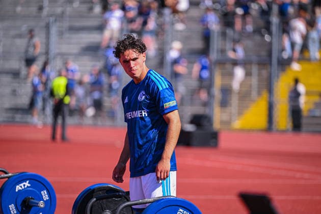 01.08.2026, Fussball, Saison 2026 2027, Testspiel, KSV Hessen Kassel - FC Schalke 04, Soufiane El-Faouzi (FC Schalke 04) xRHR-FOTO YYx *** August 1, 2026, Soccer, 2026–2027 Season, Friendly Match, KSV Hessen Kassel vs. FC Schalke 04, Soufiane El Faouzi, FC Schalke 04 xRHR PHOTO YYx Copyright: KROEGER RHR-FOTOx RHR-FOTO YY