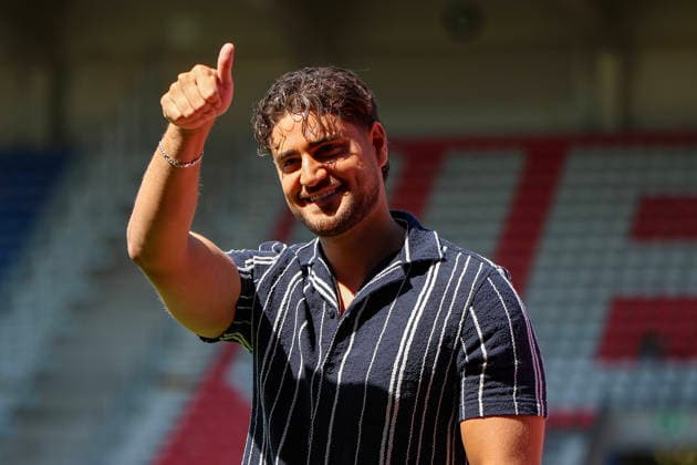 01.08.2026, GER, Fussball, Herren, Testspiel, Saison 2026 2027, KFC Uerdingen - Delay Sports Präsident Elias Eli Nerlich gestikuliert, Gestik Krefeld Grotenburg-Stadion Nordrhein-Westfalen Deutschland *** August 1, 2026, GER, Soccer, Men s, Friendly Match, 2026–2027 Season, KFC Uerdingen Delay Sports President Elias Eli Nerlich gesturing, Gesture, Krefeld Grotenburg Stadium, North Rhine-Westphalia, Germany Copyright: xAdrianxSchlüterx