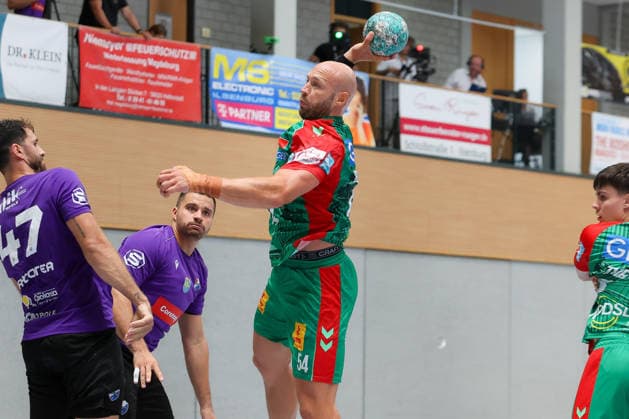 01.08.2026, xtgx, Handball - Testspiel SC Magdeburg - Corotop Gwardia Opole emspor, v.l. Oscar Bergendahl (Magdeburg, 54) wirft Tor, Torschuetze, erzielt Tor, Treffer, scores the goal Ilsenburg *** August 1, 2026, xtgx, Handball Exhibition Match: SC Magdeburg vs. Corotop Gwardia Opole (emspor), from left: Oscar Bergendahl (Magdeburg), 54, takes a shot, goal scorer, scores a goal, Ilsenburg