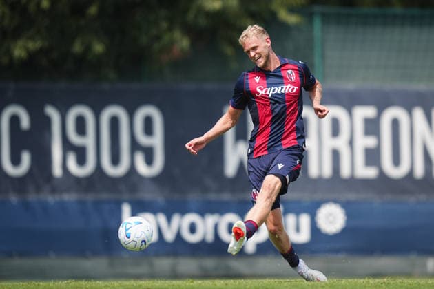 Bologna s Jens Odgaard in action during the pre-season friendly match between Bologna FC and SC Cambuur at the Niccolo Galli Training Centre in Casteldebole, Bologna, Italy, Saturday, August 1, 2026.  Copyright: xMassimoxPaolone LaPressex