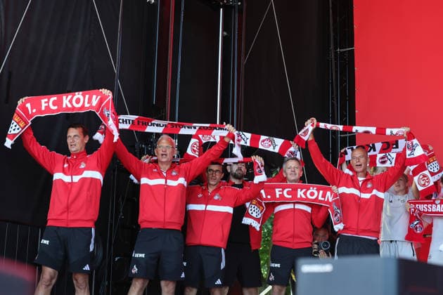 1. FC Köln, Saisoneröffnung auf den Vorwiesen, 01.08.2026, von links: Ulf Sobek, Jörg Alvermann, Philipp Liesenfeld, Thomas Kessler, Philipp Türoff, Jörn Stobbe (1. FC Köln), Bild: *** Local Caption *** Ausschließlich redaktionelle Nutzung Editorial use only *** Sport 1 FC Köln, Season opener at the Vorwiesen, August 1, 2026; from left: Ulf Sobek, Jörg Alvermann, Philipp Liesenfeld, Thomas Kessler, Philipp Türoff, Jörn Stobbe, 1 FC Köln; Photo *** Local Caption *** For editorial use only