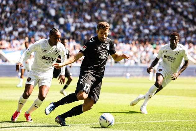 Alexander Nollenberger (1. FC Magdeburg,17) - 2. Fußball Bundesliga Saison 2026-2027 Testspiel Sommervorbereitung 1. FC Magdeburg vs West Ham United in der Avnet Arena in Magdeburg - Aktion,Fußball,Mann,Männer,Deutschland,01.08.2026 *** Alexander Nollenberger, 1. FC Magdeburg, 17, 2. Bundesliga, 2026–2027 season, preseason friendly: 1. FC Magdeburg vs. West Ham United at the Avnet Arena in Magdeburg. Action, soccer, man,Men, Germany, August 1, 2026