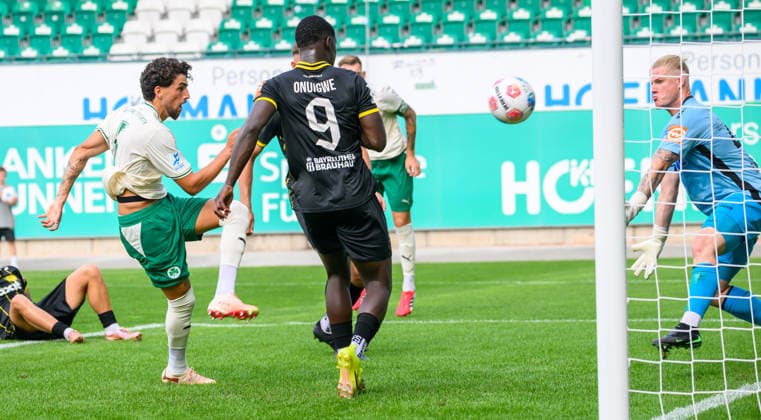 01.08.2025 - Fussball - Saison 2025 2026 - Regionalliga Bayern - 02. Spieltag: SpVgg Greuther Fürth Fuerth II U23 ( Kleeblatt ) - SpVgg Bayreuth - - xwoxzix - Tuna Yilmaz (5, SpVgg Greuther Fürth II ) Kelvin Onuigwe (9, SpVgg Bayreuth ) Lino Kasten (45, SpVgg Bayreuth ) *** August 1, 2025 Soccer Season 2025–2026 Bavarian Regional League Matchday 02 SpVgg Greuther Fürth Fürth II U23 Kleeblatt SpVgg Bayreuth xwoxzix Tuna Yilmaz 5, SpVgg Greuther Fürth II Kelvin Onuigwe 9, SpVgg Bayreuth Lino Kasten 45, SpVgg Bayreuth