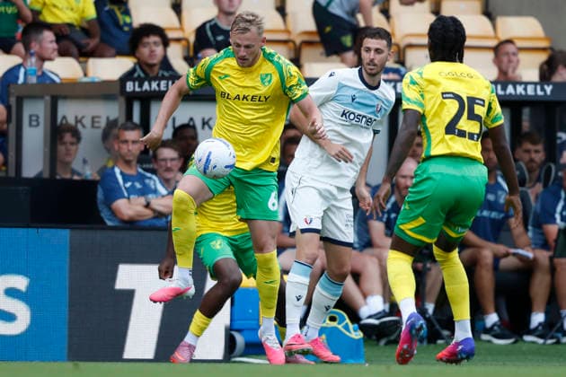 Norwich City v CA Osasuna Pre-Season Friendly Harry Darling of Norwich in action during the Pre-Season Friendly match at Carrow Road, Norwich 01 08 2026 Commissioned for use in Newsquest Norfolk titles only. All other titles fees apply. UK Newspapers OUT Copyright: xPaulxChestertonx FIL-23697-0008