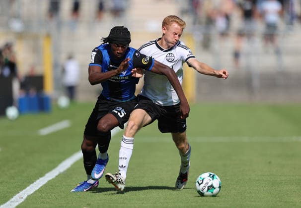 01.08.2026, Fussball Testspiel, SV Waldhof Mannheim - Eintracht Frankfurt, emspor, bespor, sespor, v.l., Jidechi Okeke (SV Waldhof Mannheim), Hugo Larsson (Eintracht Frankfurt) DFL DFB REGULATIONS PROHIBIT ANY USE OF PHOTOGRAPHS AS IMAGE SEQUENCES AND OR QUASI-VIDEO. xdcx *** August 1, 2026, Soccer Friendly Match, SV Waldhof Mannheim vs. Eintracht Frankfurt, emspor, bespor, sespor, v l, Jidechi Okeke (SV Waldhof Mannheim), Hugo Larsson (Eintracht Frankfurt). DFL and DFB regulations prohibit any use of photographs as image sequences and or quasi-video. xdcx Copyright: HMBxMedia Claus