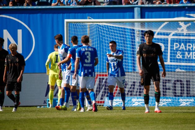 Torjubel 1:3 - Nr.32 Torschütze Niklas Kölle (Rostock) ; GER, FC Hansa Rostock vs. Borussia Mönchengladbach, Fußball, Männer, Testspiel, Spielzeit 2026 2027, 01.08.2026 Rostock Ostseestadion Mecklenburg - Vorpommern Deutschland *** Goal Celebration 1 3 No. 32 Goal Scorer Niklas Kölle Rostock GER, FC Hansa Rostock vs. Borussia Mönchengladbach, Soccer, Men, Friendly Match, 2026–2027 Season, August 1, 2026, Rostock Ostseestadion, Mecklenburg-Western Pomerania, Germany