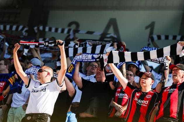 01.08.2026, xhettx, Fussball Testspiel, SV Waldhof Mannheim - Eintracht Frankfurt v.l. Im Herzen von Europa im Carl Benz Stadion (DFL DFB REGULATIONS PROHIBIT ANY USE OF PHOTOGRAPHS as IMAGE SEQUENCES and or QUASI-VIDEO) *** August 1, 2026, xhettx, Soccer Friendly Match, SV Waldhof Mannheim vs. Eintracht Frankfurt at the Carl Benz Stadium in the heart of Europe. DFL and DFB regulations prohibit any use of photographs as image sequences and or quasi-video.