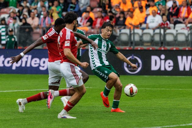 01.08.2026, GER, Testspiel, Saison 2026 2027), FC Energie Cottbus - SV Werder Bremen. Chuki (SV Werder Bremen 20) Einzelaktion Aktion Cottbus Stadion der Freundschaft Brandenburg Deutschland *** August 1, 2026, GER, Friendly Match, 2026–2027 Season, FC Energie Cottbus vs. SV Werder Bremen, Chuki (SV Werder Bremen), 20, Individual Play, Cottbus, Stadion der Freundschaft, Brandenburg, Germany Copyright: xnordphotoxGmbHx xTrienitzx