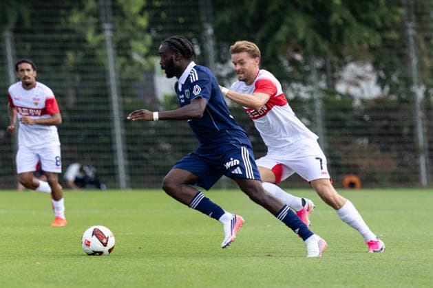Deutschland: VfB Stuttgart vs Paris FC, Testspiel, Saison 2026 27, (Stuttgart): Maximilian Mittelstädt Maximilian Mittelstaedt, (VfB Stuttgart, 7) Stuttgart Trainingsgelände VfB Stuttgart Baden Württemberg Deutschland *** Germany: VfB Stuttgart vs. Paris FC, Friendly Match, 2026–27 Season, Stuttgart: Maximilian Mittelstädt, VfB Stuttgart, 7: VfB Stuttgart Training Facility, Baden-Württemberg, Germany Copyright: xBenedictxChristx
