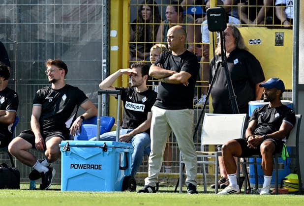 01.08.2026, xfux, Fussball Testspiel, SV Waldhof Mannheim - Eintracht Frankfurt, v.l. Trainer Rui Mota (SV Waldhof Mannheim) (DFL DFB REGULATIONS PROHIBIT ANY USE OF PHOTOGRAPHS as IMAGE SEQUENCES and or QUASI-VIDEO) Mannheim *** August 1, 2026, xfux, soccer exhibition match, SV Waldhof Mannheim vs. Eintracht Frankfurt, from left: Coach Rui Mota, SV Waldhof Mannheim. DFL and DFB regulations prohibit any use of photographs as image sequences and or quasi-video. Mannheim