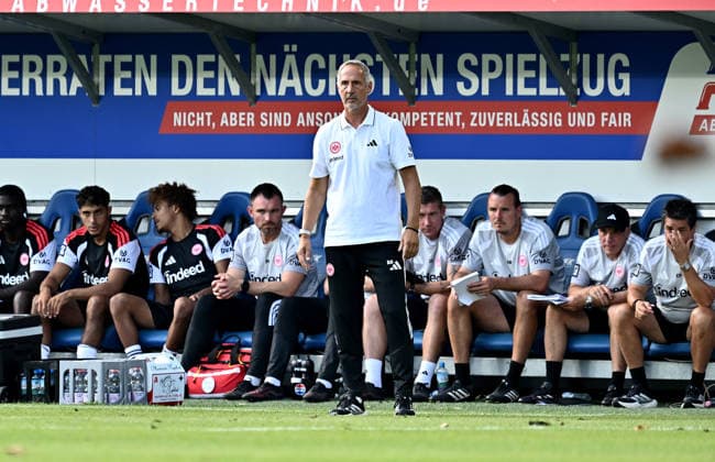 01.08.2026, xfux, Fussball Testspiel, SV Waldhof Mannheim - Eintracht Frankfurt, v.l. Trainer Adolf Adi Hütter Huetter (Eintracht Frankfurt) zautz (DFL DFB REGULATIONS PROHIBIT ANY USE OF PHOTOGRAPHS as IMAGE SEQUENCES and or QUASI-VIDEO) Mannheim *** August 1, 2026, xfux, soccer exhibition match, SV Waldhof Mannheim vs. Eintracht Frankfurt, from left: Coach Adolf Adi Hütter of Eintracht Frankfurt. Note: DFL and DFB regulations prohibit any use of photographs as image sequences and or quasi-video. Mannheim
