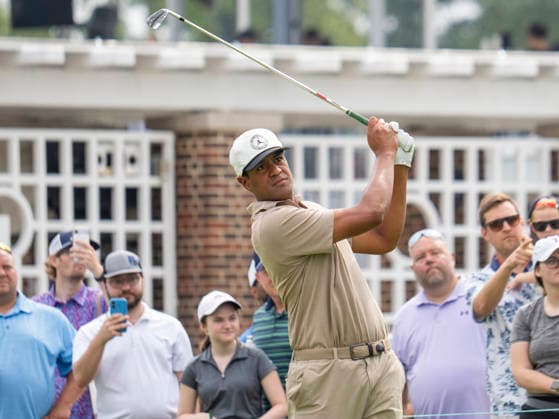 DETROIT, MI - AUGUST 01: Tony Finau (USA) hits the ball during the third round of the Rocket Classic at Detroit Golf Club on August 01, 2026, in Detroit, Michigan. (Photo by Joseph Weiser Icon Sportswire) GOLF: AUG 01 PGA, Golf Herren Rocket Classic EDITORIAL USE ONLY Icon2608010143