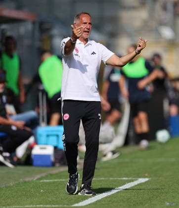 01.08.2026, Fussball Testspiel, SV Waldhof Mannheim - Eintracht Frankfurt, emspor, bespor, sespor, v.l., Trainer Adi Hütter (Eintracht Frankfurt) gibt Anweisungen, gestikuliert, mit den Armen gestikulieren, gives instructions, gesticulate DFL DFB REGULATIONS PROHIBIT ANY USE OF PHOTOGRAPHS AS IMAGE SEQUENCES AND OR QUASI-VIDEO. xdcx *** August 1, 2026, Soccer Friendly Match, SV Waldhof Mannheim vs. Eintracht Frankfurt, emspor, bespor, sespor, v l, Coach Adi Hütter of Eintracht Frankfurt gives instructions, gesticulates, gestures with his arms, gives instructions, gesticulates DFL DFB REGULATIONS PROHIBIT ANY USE OF PHOTOGRAPHS AS IMAGE SEQUENCES AND OR QUASI-VIDEO xdcx Copyright: HMBxMedia Claus