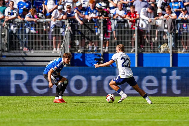 Otto Stange (Hamburger SV, 19), Kiernan Dewsbury-Hall (FC Everton, 22) GER, Hamburger SV vs. FC Everton, Fußball, Testspiel, Saison 2026 2027, 01.08.2026 GER, Hamburger SV vs. FC Everton, Fußball, Testspiel, Saison 2026 2027, 01.08.2026 Hamburg *** Otto Stange, Hamburger SV, 19; Kiernan Dewsbury Hall, Everton FC, 22 GER; Hamburger SV vs. Everton FC, soccer, friendly match, 2026–2027 season, August 1, 2026, GER, Hamburger SV vs. Everton FC, soccer, friendly match, 2026–2027 season, August 1, 2026, Hamburg Copyright: xEibner-Pressefoto MarcelxvonxFehrnx EP_MFN