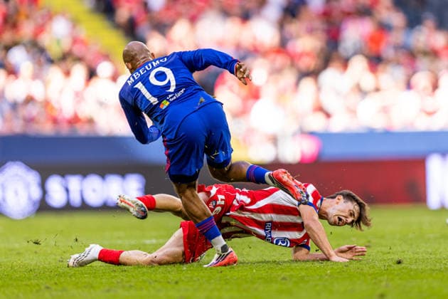 260801 Bryan Mbeumo of Manchester United, ManU and Castillo of Atletico de Madrid during the friendly football match between Manchester United and Atletico Madrid on August 1, 2026 in Stockholm. Photo: Caisa Rasmussen BILDBYRAN COP 353 CR0060 fotboll football soccer fotball träningsmatch friendly match manchester united atletico madrid bbeng *** August 1, 2026: Bryan Mbeumo of Manchester United and Castillo of Atlético de Madrid during the friendly soccer match between Manchester United and Atlético Madrid on August 1, 2026 in Stockholm. Photo by Caisa Rasmussen, BILDBYRAN COP 353 CR0060. soccer, football, friendly match, Manchester United, Atlético Madrid, bbeng  Copyright: CAISAxRASMUSSEN BB260801CR077