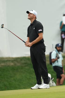 Rocket Classic DETROIT, MICHIGAN - AUGUST 1: Rasmus Hojgaard of Denmark reacts to his putt on the 18th green during the third round of the Rocket Classic 2026 at the Detroit Country Club in Detroit, Michigan, MI, USA Saturday, August 1, 2026. Detroit Michigan United States  Copyright: xJorgexLemusx originalFilename:lemus-rocketcl260801_npCDT.jpg