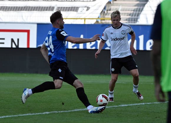 01.08.2026, xjhx, Fussball Testspiel, SV Waldhof Mannheim - Eintracht Frankfurt v.l. Jonathan Jonny Burkardt (Eintracht Frankfurt) Goal scored, erzielt das Tor zum 0:1 Mannheim *** August 1, 2026, xjhx, Soccer Friendly Match, SV Waldhof Mannheim vs. Eintracht Frankfurt, Jonathan Jonny Burkardt (Eintracht Frankfurt) scores the goal, making the score 0–1 in favor of Mannheim