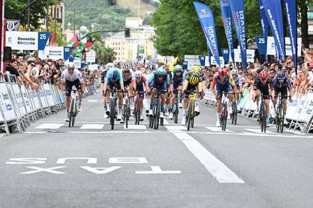 01-08-2026 Clasica San Sebastian; 2026, Visma - Lease A Bike; 2026, Lidl - Trek; 2026, Xds - Astana; 2026, Bahrain Victorious; Tulett, Ben; Ciccone, Giulio; Scaroni, Christian; Bilbao, Peio; San Sebastian; 