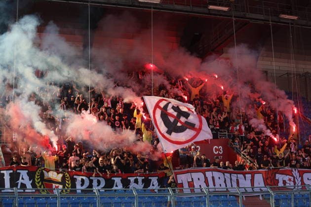 01.08.2026, Ostrava Mecz Chance Liga sezon 2026 27 Banik Ostrava - Slavia Praha - Football Match Czech Republic Top League Banik Ostrava - Slavia Praha Nz. Kibice Fans Slavia Fot. Michal Chwieduk Arena Akcji NEWSPIX.PL --- newspix.pl POLAND OUT! 