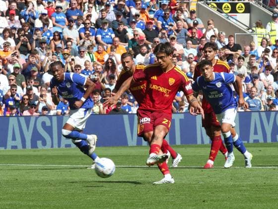 SOCCER - Friendly Match - Cardiff vs. Roma Photo by IPA ABACAPRESS.COM87161219 - August 1, 2026 Cardiff City vs. Roma Friendly Match. Sports; Soccer; Pictured: Dybala taking a penalty kick (Photo by Gino Mancini) Cardiff  Copyright: xIPAxSport ABACAx