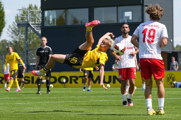 Samstag, 01.08.2026 Saison 2026 2027 1. Runde DFB Pokal der Junioren im BVB Fußballpark Hohenbuschei, Dortmund, Germany. BV Borussia Dortmund U19 - Holstein Kiel U19. Till Burkhardt (BVB) *** Saturday, August 1, 2026 2026–2027 Season 1st Round of the DFB Junior Cup at BVB Fußballpark Hohenbuschei, Dortmund, Germany BV Borussia Dortmund U19 Holstein Kiel U19 Till Burkhardt BVB