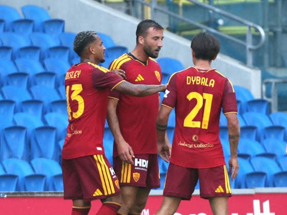 SOCCER - Friendly Match - Cardiff vs. Roma Photo by IPA ABACAPRESS.COM87162399 - August 1, 2026 Cardiff City vs. Roma Friendly Match. Sports; Soccer; In the photo: Wesley stands between Cristante and Dybala (Photo by Gino Mancini) Cardiff  Copyright: xIPAxSport ABACAx