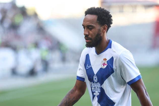 Fussball: Freundschaftsspiel, FC St. Pauli - Deportivo La Coruna, Hamburg, 01.08.2026 Pierre-Emerick Aubameyang (La Couna) *** Soccer Friendly Match, FC St. Pauli vs. Deportivo La Coruna, Hamburg, August 1, 2026, Pierre-Emerick Aubameyang, La Coruna