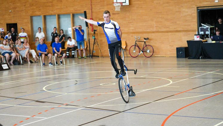 Linus Weber während seiner Kür, SV Kirchdorf, Deutschland, Weltcup, Kunstrad, 01.08.2026 Weltcup, Kunstrad, 01.08.2026 Foto: Eibner-Pressefoto Pascal Sattler *** Linus Weber during his freestyle routine, SV Kirchdorf, Germany, World Cup, artistic cycling, August 1, 2026 World Cup, artistic cycling, August 1, 2026 Photo: Eibner Press Photo by Pascal Sattler Copyright: xEibner-Pressefotox EP_PSR