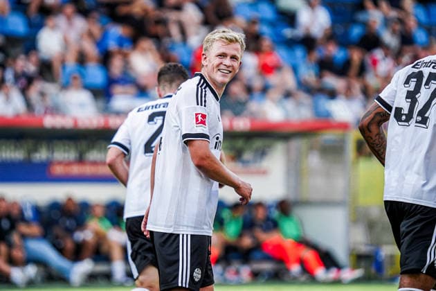 Deutschland: Fussball 2026 2027 , Testspiel , Freundschaftsspiel - SV Waldhof Mannheim vs. SG Einracht Frankfurt - Carl-Benz-Stadion (Mannheim) : Jonathan Burkardt (Eintracht Frankfurt, 9) Mimik, Gesichtsausdruck, Emotion Mannheim Carl-Benz-Stadion Deutschland *** Germany Soccer 2026 2027, Exhibition Match, Friendly Match SV Waldhof Mannheim vs. SG Eintracht Frankfurt, Carl Benz Stadium, Mannheim, Jonathan Burkardt, Eintracht Frankfurt, 9 Facial Expressions, Emotions, Mannheim, Carl Benz Stadium, Germany Copyright: xBennetxLongx