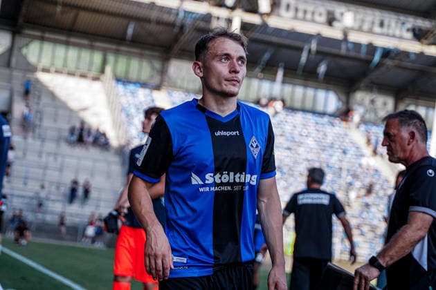 Deutschland: Fussball 2026 2027 , Testspiel , Freundschaftsspiel - SV Waldhof Mannheim vs. SG Einracht Frankfurt - Carl-Benz-Stadion (Mannheim) : Arlind Rexhepi (SV Waldhof Mannheim, 33) Mimik, Gesichtsausdruck, Emotion Mannheim Carl-Benz-Stadion Deutschland *** Germany Soccer 2026 2027, Exhibition Match, Friendly Match: SV Waldhof Mannheim vs. SG Eintracht Frankfurt, Carl Benz Stadium, Mannheim, Arlind Rexhepi, SV Waldhof Mannheim, 33, Facial Expressions, Emotions, Mannheim, Carl Benz Stadium, Germany Copyright: xBennetxLongx
