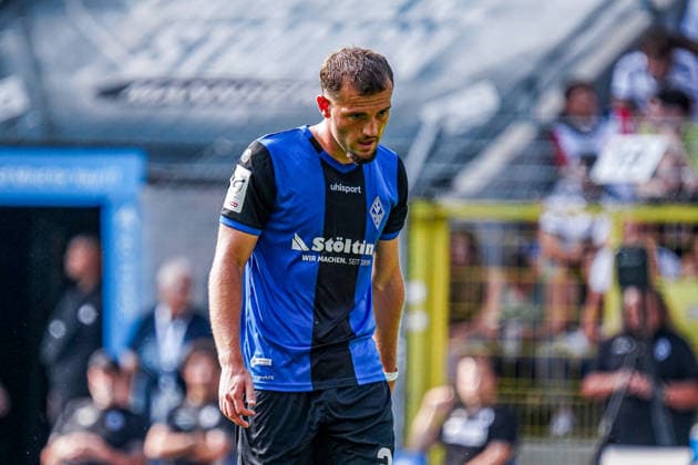 Deutschland: Fussball 2026 2027 , Testspiel , Freundschaftsspiel - SV Waldhof Mannheim vs. SG Einracht Frankfurt - Carl-Benz-Stadion (Mannheim) : Kushtrim Asallari (SV Waldhof Mannheim, 20) Mimik, Gesichtsausdruck, Emotion Mannheim Carl-Benz-Stadion Deutschland *** Germany Soccer 2026 2027, Exhibition Match, Friendly Match SV Waldhof Mannheim vs. SG Eintracht Frankfurt, Carl Benz Stadium, Mannheim, Kushtrim Asallari, SV Waldhof Mannheim, 20 facial expressions, emotions, Mannheim, Carl Benz Stadium, Germany Copyright: xBennetxLongx