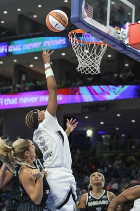 CHICAGO, USA - August 1: NaLyssa Smith (3 Las Vegas Aces) shoots the ball during the game between the Chicago Sky and Las Vegas Aces at the United Center on Saturday, August 1 in Chicago, USA  Copyright: xShainaxBenhiyoun SPPx Sportspressphoto_SPR199001