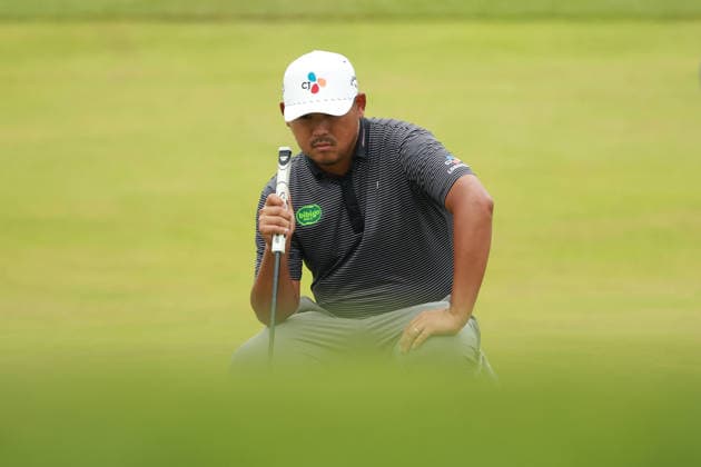 Rocket Classic DETROIT, MICHIGAN - AUGUST 1: Si Woo Kim of Republic of Korea lines up his putt on the 17th green during the third round of the Rocket Classic 2026 at the Detroit Country Club in Detroit, Michigan, MI, USA Saturday, August 1, 2026. Detroit Michigan United States  Copyright: xJorgexLemusx originalFilename:lemus-rocketcl260801_npfAd.jpg