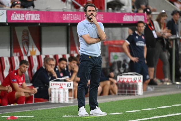 THUN, SWITZERLAND - AUGUST 1: Thun Coach Gian-Luca Privitelli in action during the Swiss Super League 2026 27 match between FC Thun and BSC Young Boys at Visana Stadion on August 1, 2026 in Thun, Switzerland. Thun VISANA Stadion Bern Switzerland *** THUN, SWITZERLAND, AUGUST 1: Thun coach Gian Luca Privitelli in action during the Swiss Super League 2026–27 match between FC Thun and BSC Young Boys at Visana Stadium on August 1, 2026, in Thun, Switzerland. Thun, Visana Stadium, Bern, Switzerland Copyright: xJustPictures.ch ManuelxWinterbergerx jp-en-EuSpIm-MWI_1792
