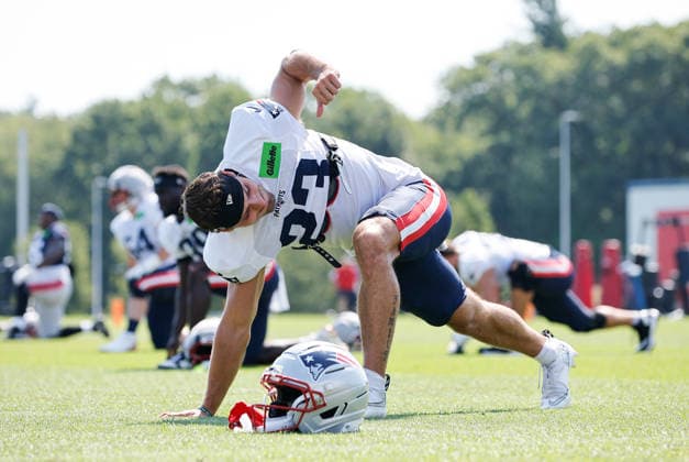 FOXBOROUGH, MA - AUGUST 01: New England Patriots wide receiver Nick DeGennaro (23) warms up during training camp on August 1, 2026, at Gillette Stadium in Foxborough, MA. (Photo by M. Anthony Nesmith Icon Sportswire) NFL, American Football Herren, USA AUG 01 New England Patriots Training Camp EDITORIAL USE ONLY Icon26080112