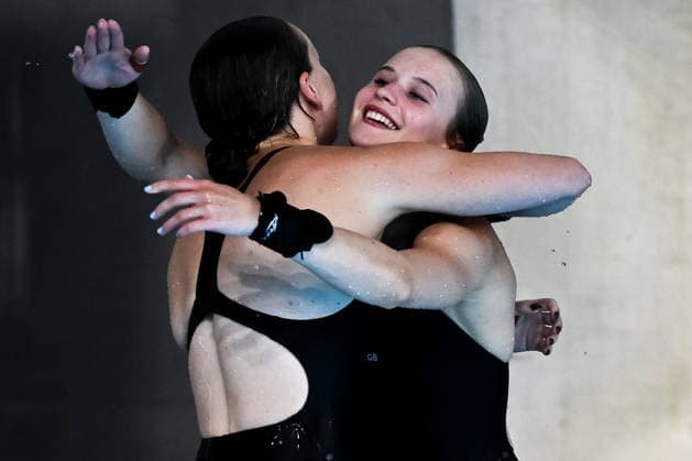 Maisie Bond, Lois Toulson of Great Britain celebrate after winning the gold medal in the diving 10m Platform Synchro Women Final during the European Aquatics Championships at the Olympic Aquatic Center in Paris (France), August 1, 2026. Andrea Masini Deepbluemedia Insidefoto