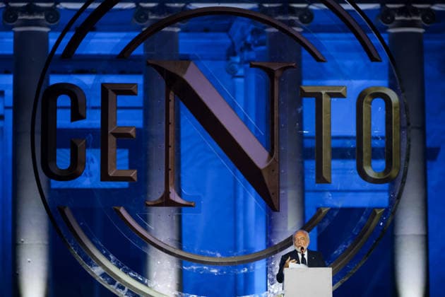 Aurelio De Laurentiis in Piazza Plebiscito per la Festa del Centenario del Napoli - Napoli, Italia, 1 Agosto 2026 (Foto Alessandro Garofalo LaPresse) Aurelio De Laurentiis in Piazza Plebiscito for the Celebration for the Centenary of Napoli Naples, Italy, of August 1, 2026  Copyright: xAlessandroxGarofalo xLaPressex