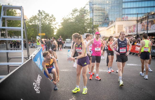Adidas Runners City Night Berlin 2026 Fischer Katja (Marathon Team Berlin, F25) und Bienenfeld Aaron (Düsseldorf Athletics, 4) adidas Runners City Night am Kurfürstendamm in Berlin-Charlottenburg, Berlin (Deutschland) am 01. August 2026 *** Adidas Runners City Night Berlin 2026: Katja Fischer (Marathon Team Berlin, F25) and Aaron Bienenfeld (Düsseldorf Athletics), 4th Adidas Runners City Night on Kurfürstendamm in Berlin-Charlottenburg, Berlin, Germany, on August 1, 2026 Copyright: xBEAUTIFULxSPORTS Kuehnx
