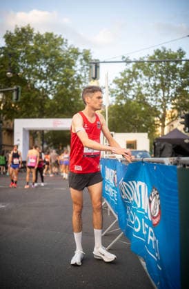 Adidas Runners City Night Berlin 2026 Völkle Luca (TV Konstanz, 29) 10KM Männer, adidas Runners City Night am Kurfürstendamm in Berlin-Charlottenburg, Berlin (Deutschland) am 01. August 2026 *** Adidas Runners City Night Berlin 2026 Völkle Luca TV Konstanz, 29th 10KM Men s Race, Adidas Runners City Night on Kurfürstendamm in Berlin-Charlottenburg, Berlin, Germany, on August 1, 2026 Copyright: xBEAUTIFULxSPORTS Kuehnx
