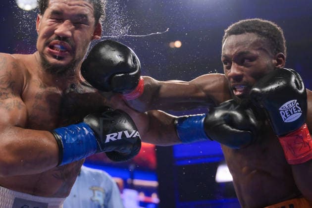 August 1, 2026, Las Vegas, Nevada, USA: CHARLES CONWELL (22-1-17KOs) of Cleveland, OH stops PAUL KROLL (21-1-2-8KOs) of Philadelphia, PA by a TKO in the last round during Golden Boy promotion at the Virgin Hotel in Las Vegas. Las Vegas USA - ZUMAo117 20260801_zsp_o117_006 Copyright: xMikaelxOnax