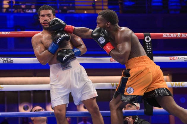 August 1, 2026, Las Vegas, Nevada, USA: CHARLES CONWELL (22-1-17KOs) of Cleveland, OH stops PAUL KROLL (21-1-2-8KOs) of Philadelphia, PA by a TKO in the last round during Golden Boy promotion at the Virgin Hotel in Las Vegas. Las Vegas USA - ZUMAo117 20260801_zsp_o117_009 Copyright: xMikaelxOnax