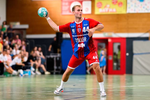 Altbach: HBL - 26 27 - SG BBM Bietigheim - Eulen Ludwigshafen Mathias Larson (Bietigheim) Altbach Baden-Württemberg Deutschland *** Altbach HBL 26 27 SG BBM Bietigheim Eulen Ludwigshafen Mathias Larson Bietigheim Altbach Baden-Württemberg Germany