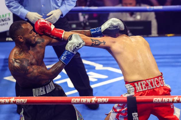 August 01, 2026: (R-L) Welterweight Raul Curiel punches Quinton Randall during the Roach Jr. vs Zepeda card inside The Theater at the Virgin Hotels on August 1, 2026 in Las Vegas, NV. CSM. Las Vegas United States of America - ZUMAc04_ 20260801_zma_c04_184 Copyright: xChristopherxTrimx