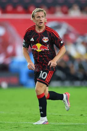 HARRISON, NJ - AUGUST 01: Emil Forsberg 10 of the Red Bull New York during the second half of the game against Orlando City SC on August 1, 2026 at Sports Illustrated Stadium in Harrison, New Jersey. (Photo by Rich Graessle Icon Sportswire) SOCCER: AUG 01 MLS, Fussball Herren, USA Red Bull New York vs Orlando City EDITORIAL USE ONLY Icon26080129716