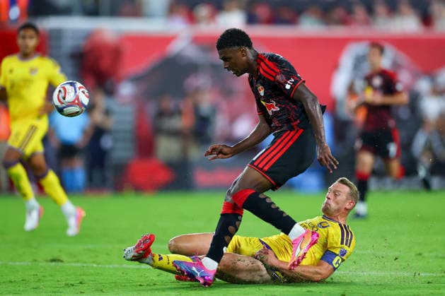 HARRISON, NJ - AUGUST 01: Mijahir Jimenez 91 of Red Bull New York controls the ball during the second half of the game against Orlando City SC on August 1, 2026 at Sports Illustrated Stadium in Harrison, New Jersey. (Photo by Rich Graessle Icon Sportswire) SOCCER: AUG 01 MLS, Fussball Herren, USA Red Bull New York vs Orlando City EDITORIAL USE ONLY Icon26080129714
