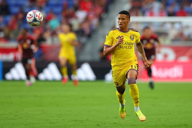 HARRISON, NJ - AUGUST 01: Tiago Souza 11 of the Orlando City SC during the first half of the game against Red Bull New York on August 1, 2026 at Sports Illustrated Stadium in Harrison, New Jersey. (Photo by Rich Graessle Icon Sportswire) SOCCER: AUG 01 MLS, Fussball Herren, USA Red Bull New York vs Orlando City EDITORIAL USE ONLY Icon26080129738